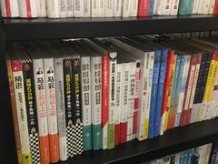 -西西弗书店&矢量咖啡(壹方购物中心店)