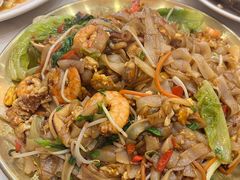 -覃记海鲜美食餐厅