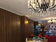 -鹏城人家海鲜酒家·23年老字号(较场尾店)