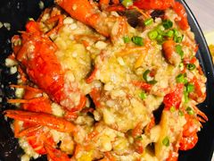 -巴厘龙虾·榜首油焖大虾(音乐学院·沿江酒馆店)