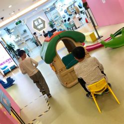 -孩子王(奥克斯广场店)