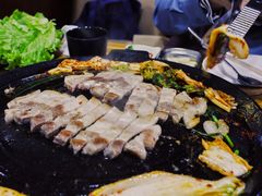 -故乡家韩国料理(丹东街店)