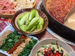 -赵美丽·重庆社区火锅·直营店(火车东站·中豪国际店)