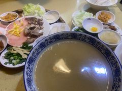 -桥香园云南过桥米线(金马碧鸡店)