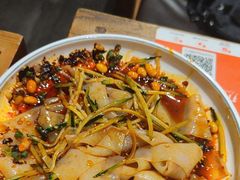 -贵厨酸汤牛肉(汇金星力城店)