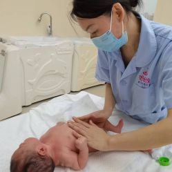 -优贝恩母婴护理中心