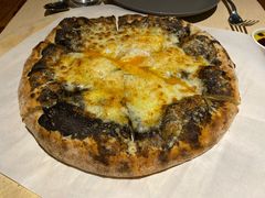 松露披萨-Mercato莫卡多露台餐厅与酒吧(K11店)