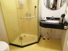 -雅悦酒店(苏州东吴北路宝带路地铁站店)