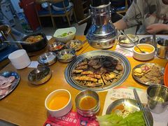 -老炉家木炭烤肉(长江国际店)