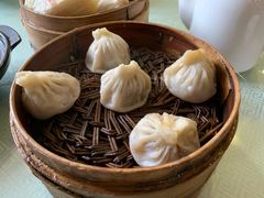 蟹黄小笼汤包-留芳·文旅古月楼(老街店)