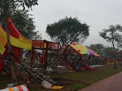 -万绿园
