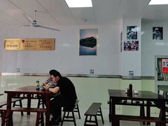 大堂-古徽州馄饨店(宝安路店)