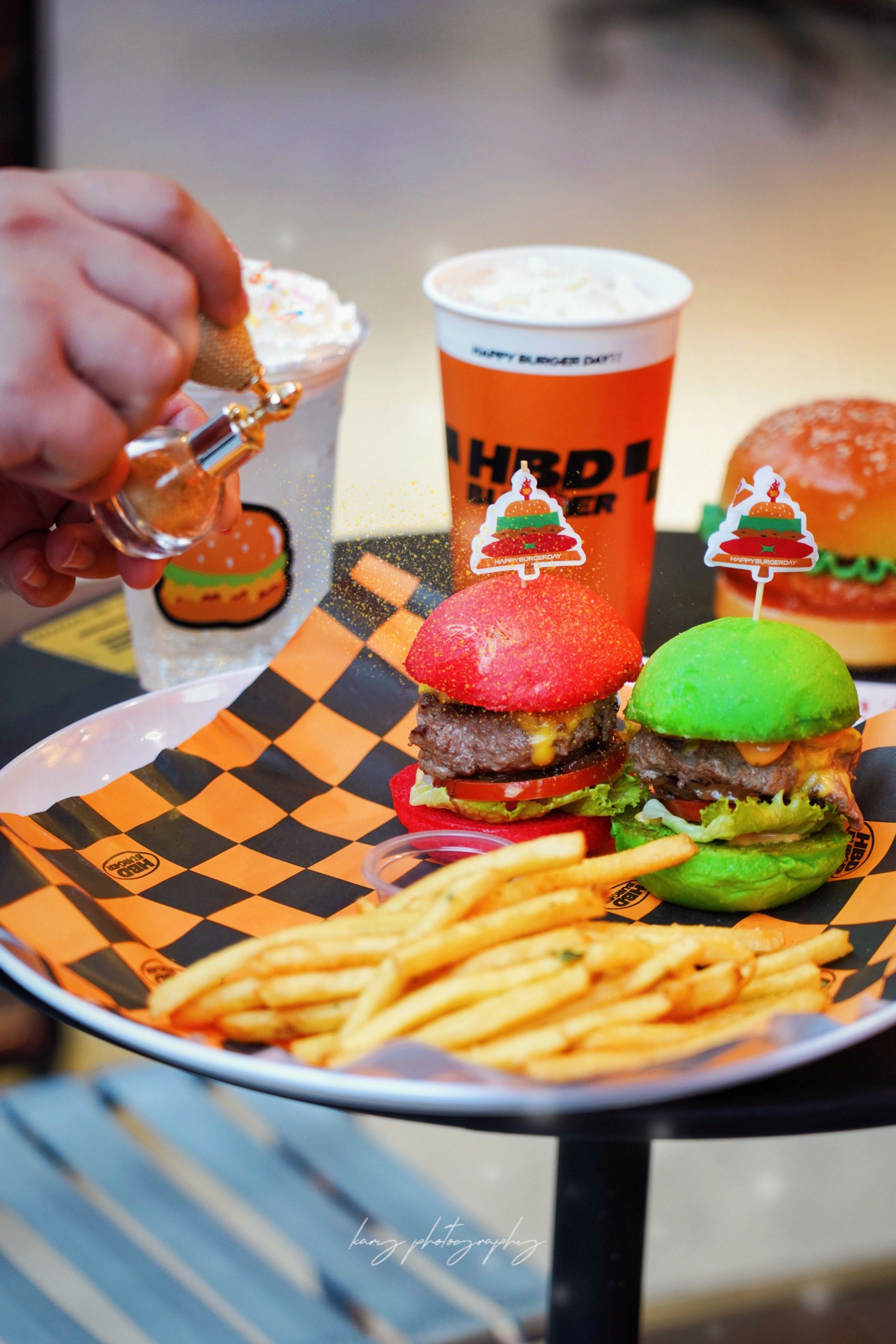 在东山口!魔法0290般的圣诞红绿汉堡92