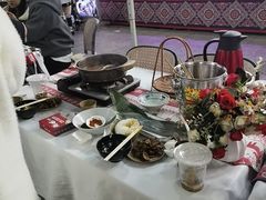 -刘姐啤酒鱼民族演艺餐厅(西街总店)
