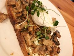 松露蘑菇吐司-Egg•Allday Brunch(襄阳北路店)
