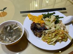 -然一素食餐厅(马利来广场店)