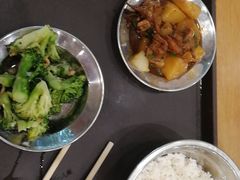 -华中科技大学东三学生食堂