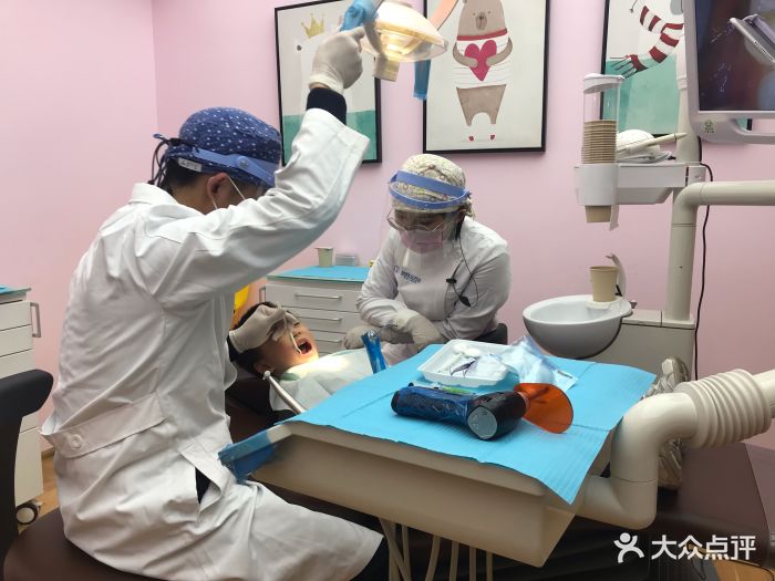 多乐儿童齿科(重庆人和协信店)-黄黄黄:)的相册-重庆亲子-大众点评网