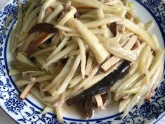 茭白炒肉丝-邱记私房菜·十八年本地菜