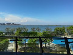 -上海滴水湖皇冠假日酒店