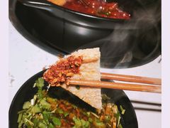 -钢管厂五区小郡肝串串香(奥克斯广场锦城万达店)