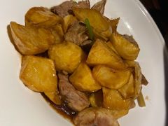 猪软骨烧土豆-前海沿·青岛菜(大拇指广场石老人店)