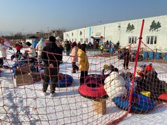 -华彬猛犸滑雪场