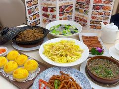 -轩记海鲜餐厅·四十五年老字号·经典粤菜(西区彩虹店)