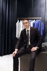 -红领RED COLLAR西装定制体验中心