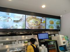 -老乡鸡(武汉中南梅苑小区地铁站店)