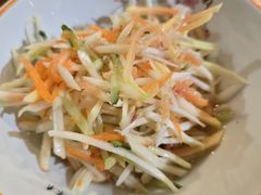 越南特色青木瓜沙拉-越南牛肉河粉餐厅(书院巷店)