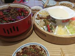 -怪噜范·老贵阳街头名小吃(数博万达店)