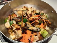 -七欣天香辣蟹火锅(闵行浦江欢乐颂店)