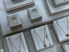 -鑫羽黄金首饰奢侈品回收鉴定