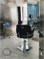 -LESSMORE科技头皮理容中心