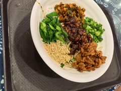 -桥香园云南过桥米线(金马碧鸡店)