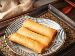 雪菜黄鱼春卷-南小蟹手工點心(三里屯店)