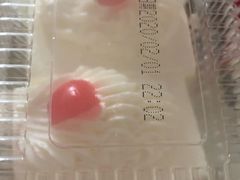 -红宝石·鲜奶小方·海派西点房(金杨店)
