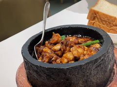 招牌石锅杭椒牛蛙-桂满陇·手作小笼包&江南叫花鸡(中山公园店)