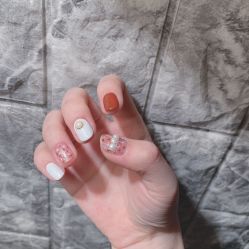 -Hi Beauty Skin 科技美肤中心