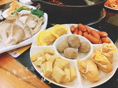 丸子拼盘-明何记涮牛肚(品牌首店隋唐植物园南门古城路店)