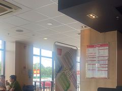 -麦当劳(松江南乐得来速店)