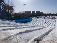 -欢乐水魔方水世界
