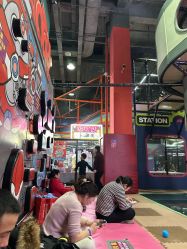 -欧酷世界动力星球(王府井奥莱UP TOWN店)