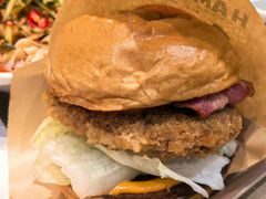 安格斯牛肉芝士堡-魏家凉皮(博水商务大厦店)