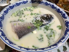 -南京金牛湖巨碗鱼头