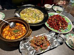 -渔语鱼新川菜Bistro(万象天地店)