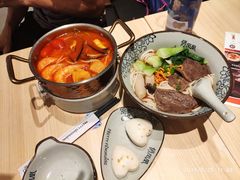 -俏凤凰(美林M·LIVE天地东座店)