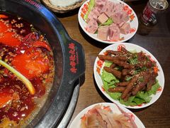 -牛市坎火锅(建设路店)