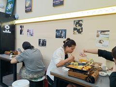 -豚妈妈汤饭·部队锅(南京东路店)